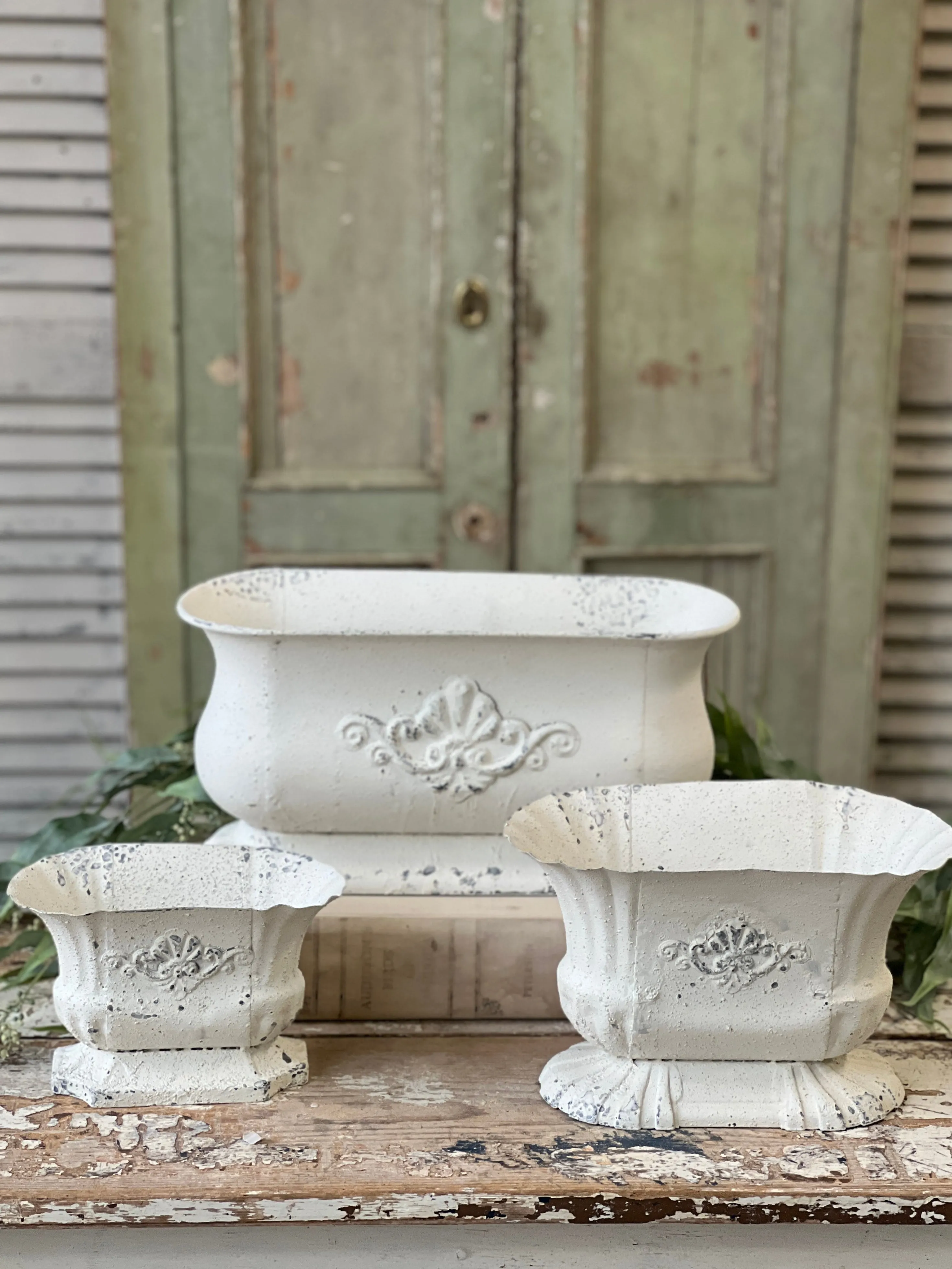 Duchess Planter | 11" | NOT CURRENTLY IN STOCK-New For Spring 2025!