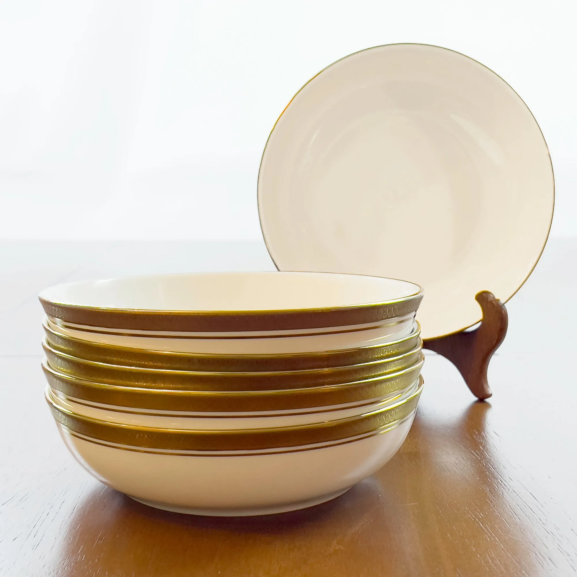 Pickard Palace Gold Porcelain Coupe, Soup Bowls. 24K Gold Detail. Set of 6.