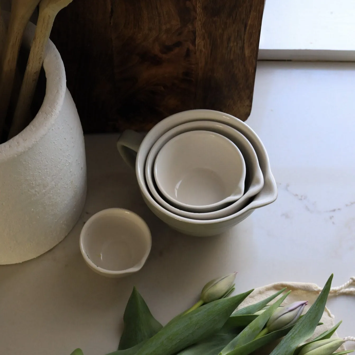 Stoneware Batter Bowl Measuring Cup Set