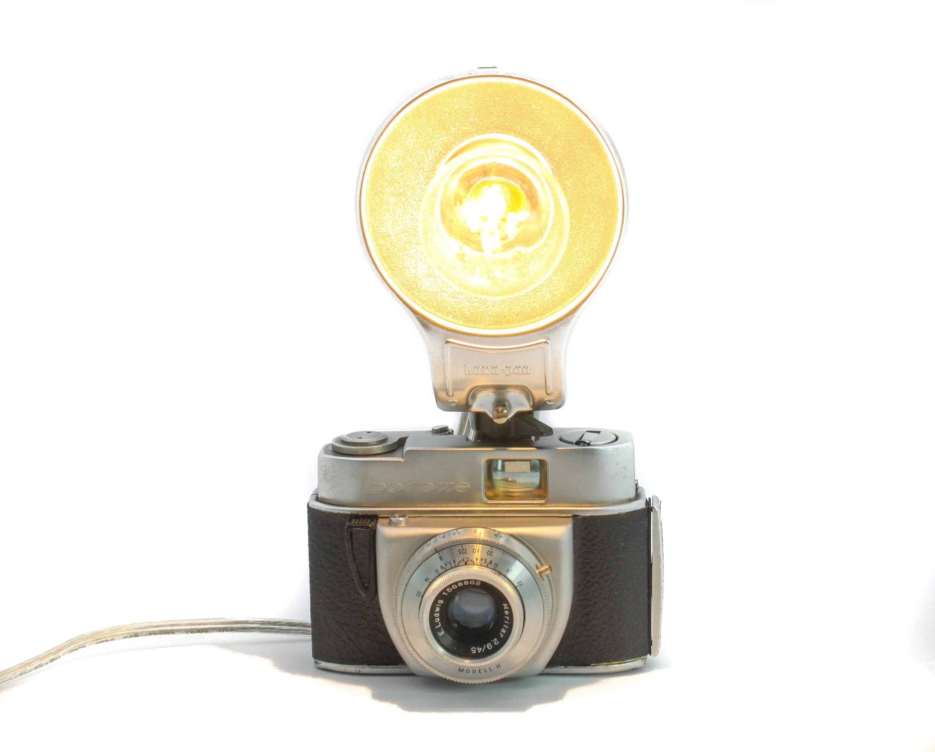 Vintage Distinctive Table/Desk Lamp  - Beier Beirette v Camera - Photographer gift - Vintage Lover gift - retro design fan